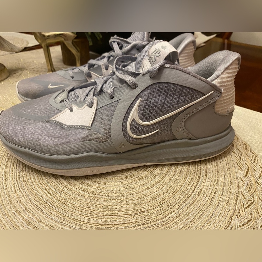 Nike Kyrie 5 Basketball shoes. One season.Only worn on court. Size 10.5.